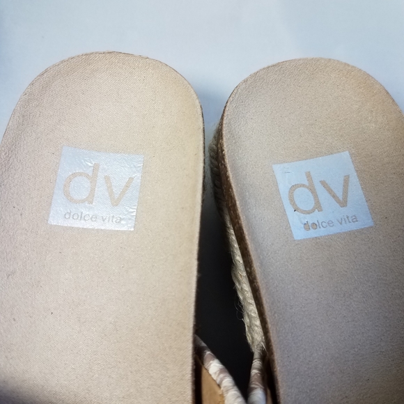 Dolce Vita Espadrille Ismerelda Sandals - Picture 5 of 9